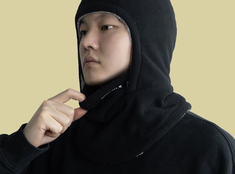 Fleece bivakmuts met opgetrokken gezichtsdeel