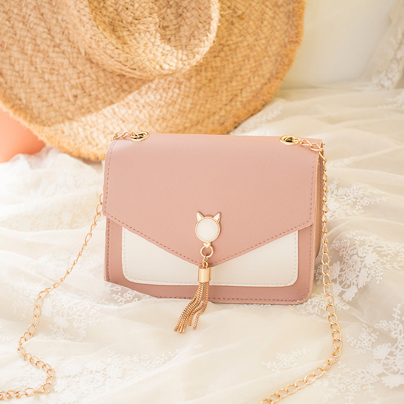 Vierkant crossbody tasje met kattensluiting