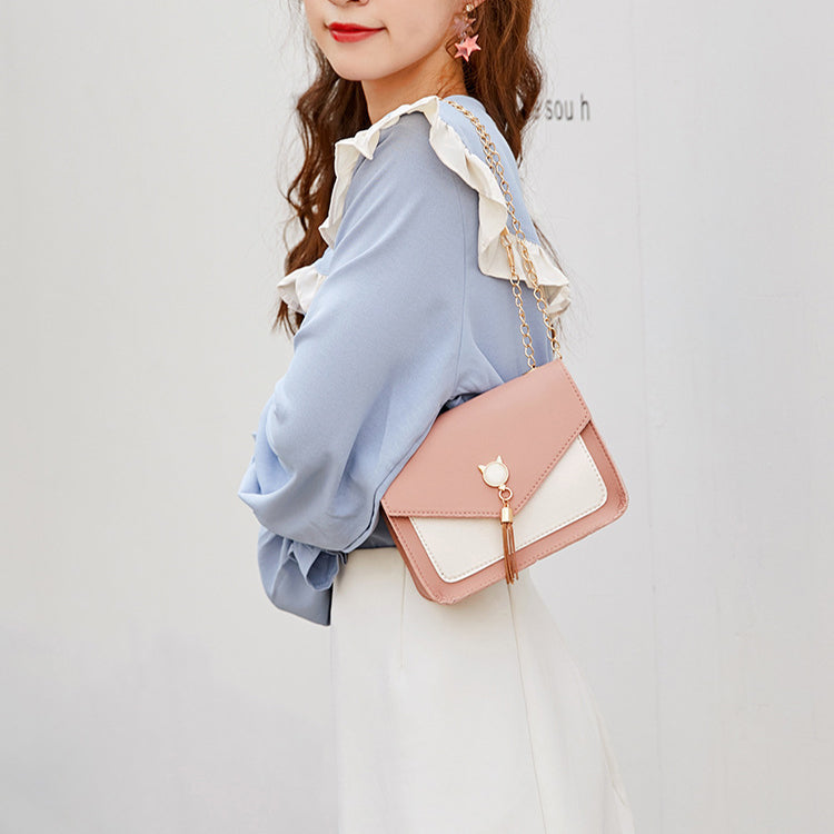 Vierkant crossbody tasje met kattensluiting